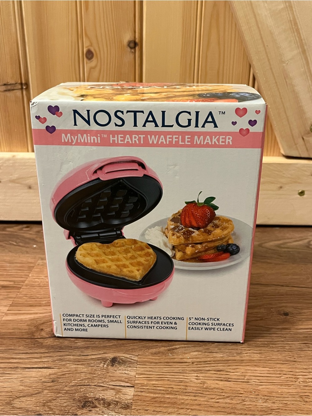 BRAND NEW IN BOX Nostalgia Pink MyMini Heart Waffle Maker